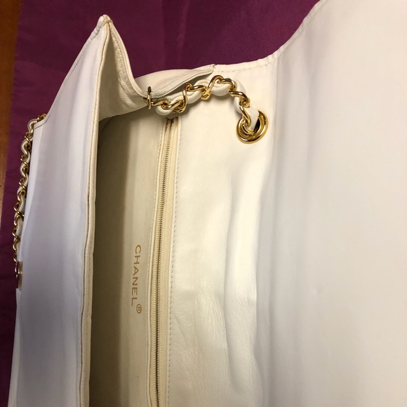 Handbag - Picture 3 of 4